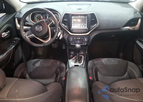 2016 Jeep Cherokee Latitude из США, поврежденный, VIN 1C4PJMCS2GW106179